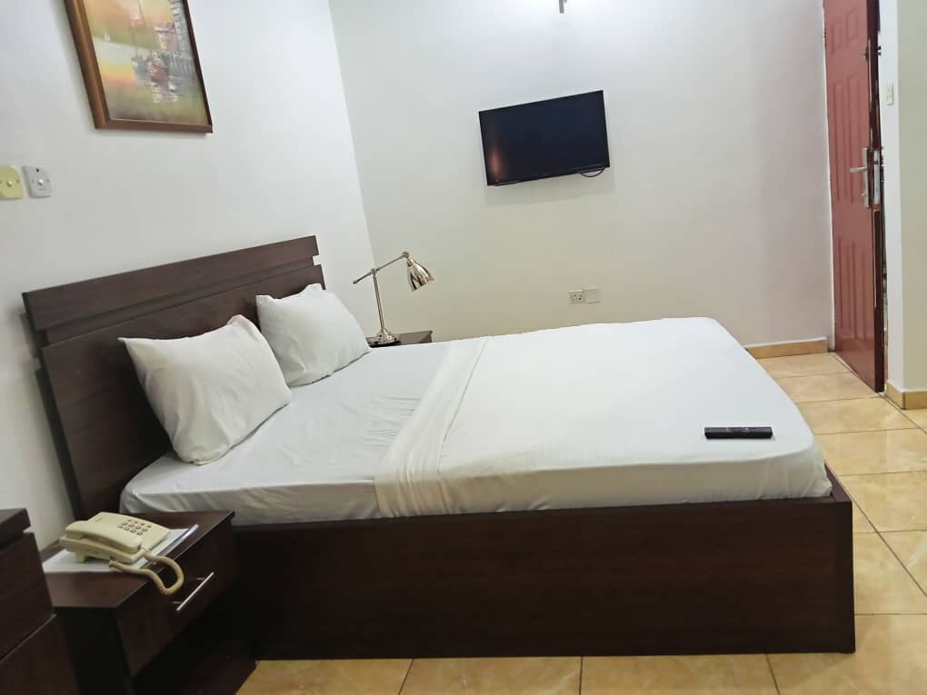 /web/uploads/116/Then Den Hotel (Prize Hotel & Resort)/room-photos/Executive Royale/prize hotel ex royal.jpg